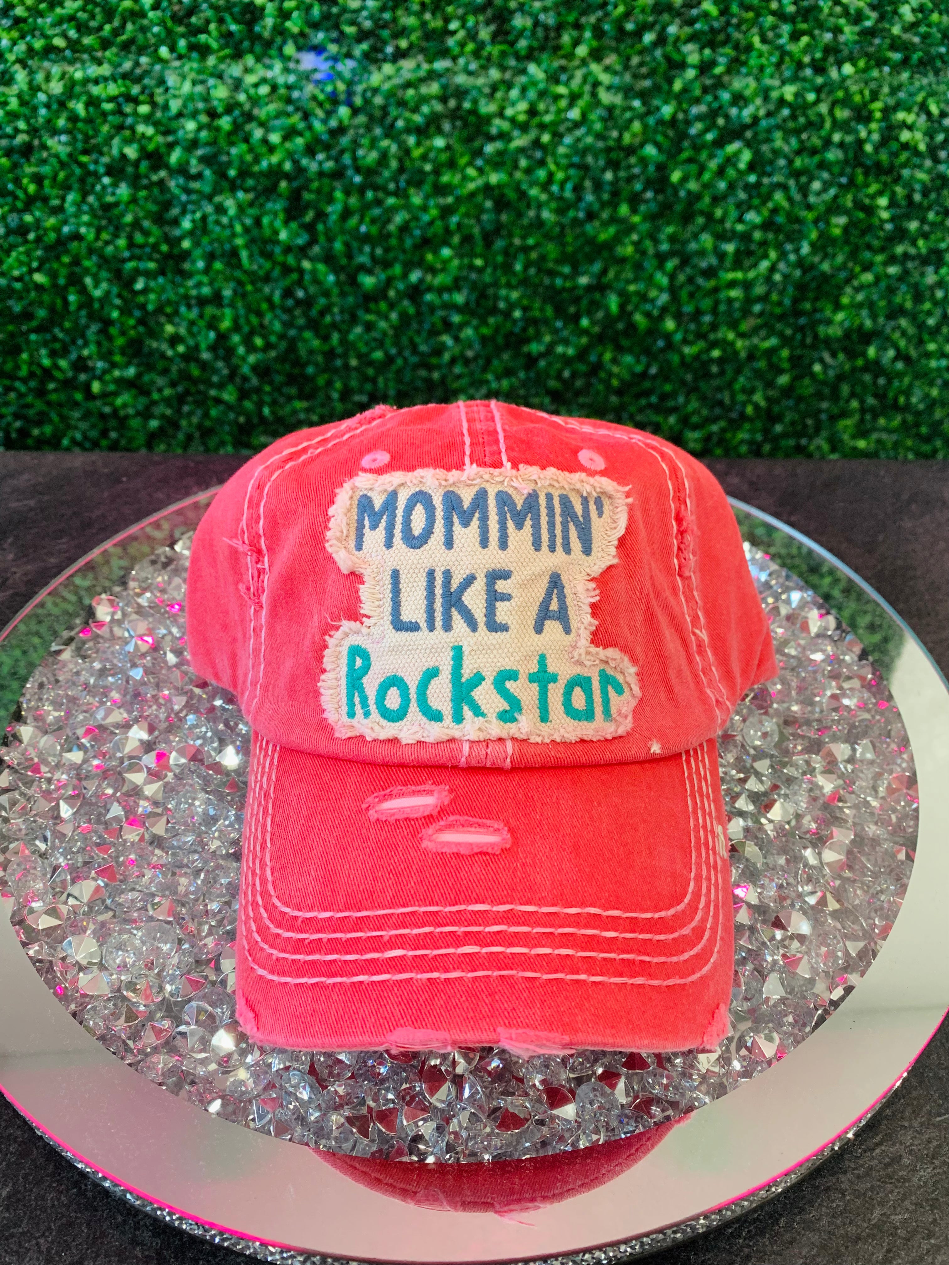 MOMMIN` LIKE A ROCKSTAR VINTAGE BALLCAP